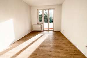***Sanierte Etagenwohnung mit Balkon, Venylböden, neuem Wannenbad & Wohnküche*** – 44143 Kaiserbrunnen, Dortmund – Vorschaubild 3