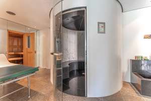 Repräsentativer Luxus und maximale Privatsphäre: Beeindruckende Villa am Mulang – Die vollständige Adresse der Immobilie erhältst du vom Anbieter., 34131 Bad Wilhelmshöhe, Kassel – Vorschaubild 19