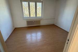 Helle unvermietete 2-Zimmer Eigentumswohnung mit Südbalkon, Privatverkauf – Köttgenstraße 6, 13629 Siemensstadt, Berlin – Vorschaubild 2
