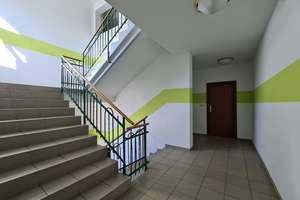 Klassisch, praktisch, einfach gut: großzügige 1 Zimmerwohnung im 1. OG (Stellplatz mgl.) – Heinrich-Schütz-Straße 138, 9130 Yorckgebiet, Chemnitz – Vorschaubild 2