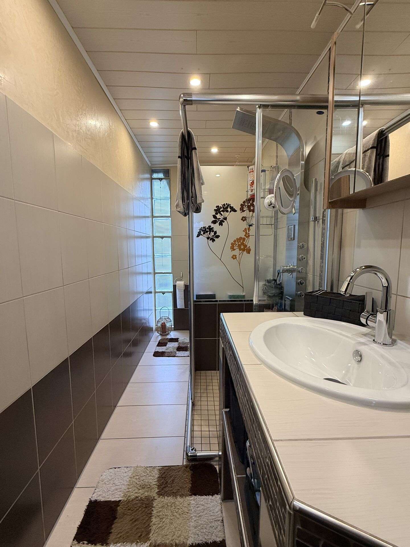 Immobilie in Neuwied - Platz ohne Kompromisse: Großzügiges Wohnhaus mit Scheune und Halle – Ihr Freiraum für Leben und Busi - Bild 6