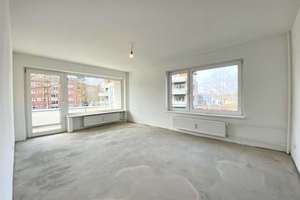 Schöne 3-Zimmer Wohnung mit Balkon ab dem 15. Oktober 2026 in ruhiger, grüner Wohnanlage – Pommernweg 17, 22926 Ahrensburg – Vorschaubild 3