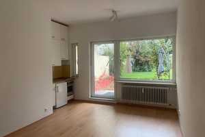 Ruhiges 1-Zimmer-Appartement mit Süd-Terrasse – München – Vorschaubild 1