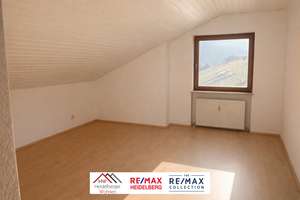 Panoramablick ins Neckartal – großzügige Dachgeschoss-Wohnung mit großer Terrasse – Schweizertalstraße 30, 69118 Ziegelhausen, Heidelberg – Vorschaubild 9