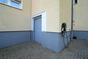 Ideal für ein zu pflegendes Familienmitglied, als Mehrgenerationen-Haus oder mit Praxis / Büro – Die vollständige Adresse der Immobilie erhältst du vom Anbieter., 47443 Hochstraß, Moers – Vorschaubild 45