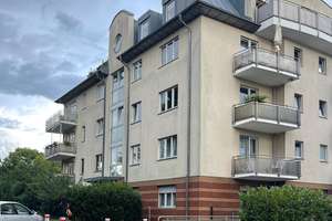 Helle, Gepflegte Voll Möblierte 2-Zimmer-Wohnung in Berlin-Niederschönhausen – 13156 Niederschönhausen, Berlin – Vorschaubild 1