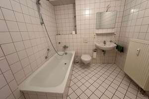 Bezugsfreie 2-Zimmer-Wohnung mit direktem Havelblick vom Balkon inkl. Tiefgaragenstellplatz & Keller – An der Havelspitze 17, 13587 Hakenfelde, Berlin – Vorschaubild 13