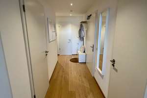 Moderne 3-Zimmer-Galeriewohnung inkl. hochwertiger Küche mit Bora und Miele-Geräten – In der Breite 9, 87746 Erkheim – Vorschaubild 12