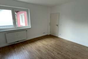 Ab 01.09.26 frei! Sehr zentrale, renovierte 2 Zimmer Wohnung mit Einbauküche – Pfarrstraße 16, 46236 Stadtmitte, Bottrop – Vorschaubild 7