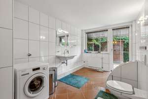 Weiße Stadtvilla für Eigennutzer mit Mieteinnahmen – Die vollständige Adresse der Immobilie erhältst du vom Anbieter., 40231 Lierenfeld, Düsseldorf – Vorschaubild 17