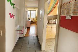Ruhig gelegene Stadtwohnung mit elegant geschwungenem Balkon Richtung Festungsberg – 97082 Altstadt, Würzburg – Vorschaubild 7