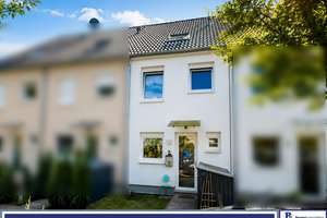 Modernes Reihenhaus in Berlin-Mahlsdorf: Komfortabel, Sicher, Familienfreundlich – Die vollständige Adresse der Immobilie erhältst du vom Anbieter., 12623 Mahlsdorf, Berlin – Vorschaubild 1