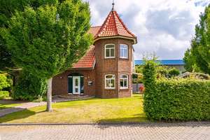 Exklusives Wohnen mit Gewerbepotenzial – 217 m² Wohnhaus + 250 m² Halle – Die vollständige Adresse der Immobilie erhältst du vom Anbieter., 26487 Blomberg – Vorschaubild 6