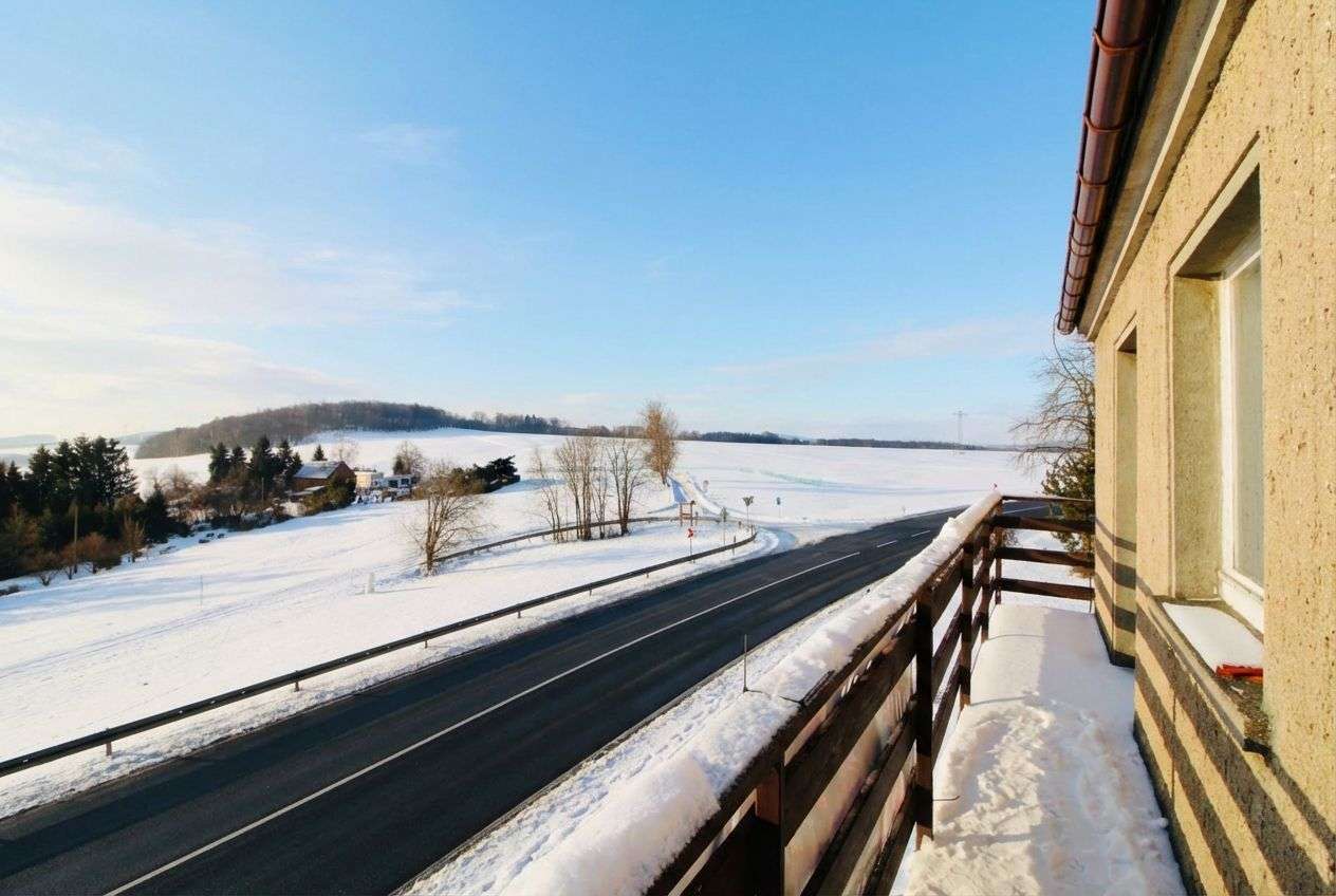 Grosses Einfamilienhaus mit weitläufigem Grundstück und vielfachen Gestaltungsmöglichkeiten, Bautzen Kreis – Bild 3