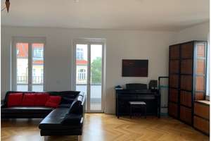 Großzügige Vierzimmerwohnung in Charlottenburg, 171 qm – maximale Mietdauer zwei Jahre – Die vollständige Adresse der Immobilie erhältst du vom Anbieter., 14057 Charlottenburg, Berlin – Vorschaubild 3