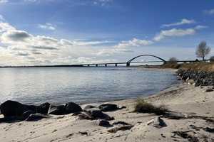 MFH / Nur wenige Schritte zum Strand! ! Rarität am Fehmarnsund! Eigennutzung und Vermietung## – Fehrmarnsund 8, 23769 Ostholstein (Kreis) – Vorschaubild 2