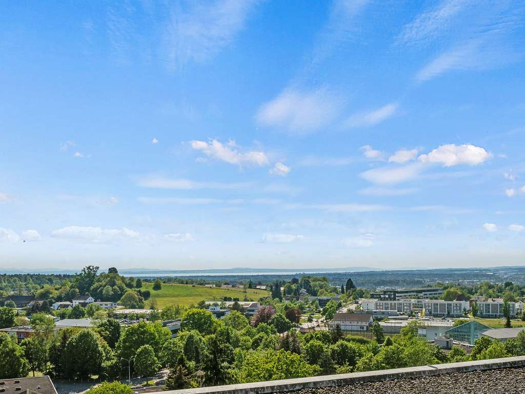 Terrassenhaus mit See-& Bergsicht