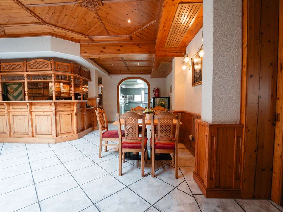 26 - Saint Johann-26