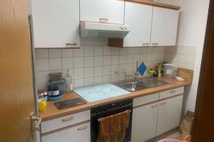 1 Zimmer, fantastischer Ausblick, riesiger Südwestbalkon und Tiefgaragenstellplatz – Breitensteinstr. 66, 72574 Bad Urach – Vorschaubild 11