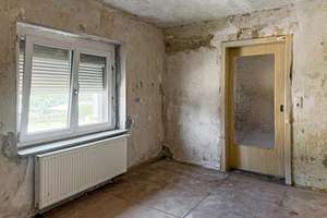 (A1584) Mehrgenerationenhaus mit Gestaltungsspielraum und Nebengebäuden – Die vollständige Adresse der Immobilie erhältst du vom Anbieter., 7366 Neundorf (bei Lobenstein) – Vorschaubild 3