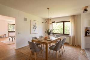Wohnen mit Garten, Weitblick und Ruhe: Renoviertes Einfamilienhaus in Oberdürrbach – Die vollständige Adresse der Immobilie erhältst du vom Anbieter., 97080 Dürrbachtal, Würzburg – Vorschaubild 11