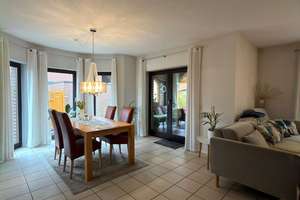 Exklusives Einfamilienhaus mit Sauna & Whirlpool in Schloß Holte! – Die vollständige Adresse der Immobilie erhältst du vom Anbieter., 33758 Schloß Holte-Stukenbrock – Vorschaubild 4