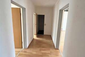 Wohnen mit Charakter – Helle 3,5-Zimmer-Wohnung mit guter Anbindung – Mallinckrodtstr.  207, 44147 Hafen, Dortmund – Vorschaubild 3