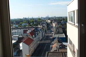Wohnen an der Rennbahn: 2 Zimmerwohnung im 6. Obergeschoss – Kapuzinerstr. 1-3, 50737 Weidenpesch, Köln – Vorschaubild 2