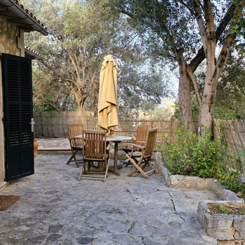 Wunderschönes Steinhaus mit ETV-Lizenz in Deià, Garten, Garage und großem Potenzial