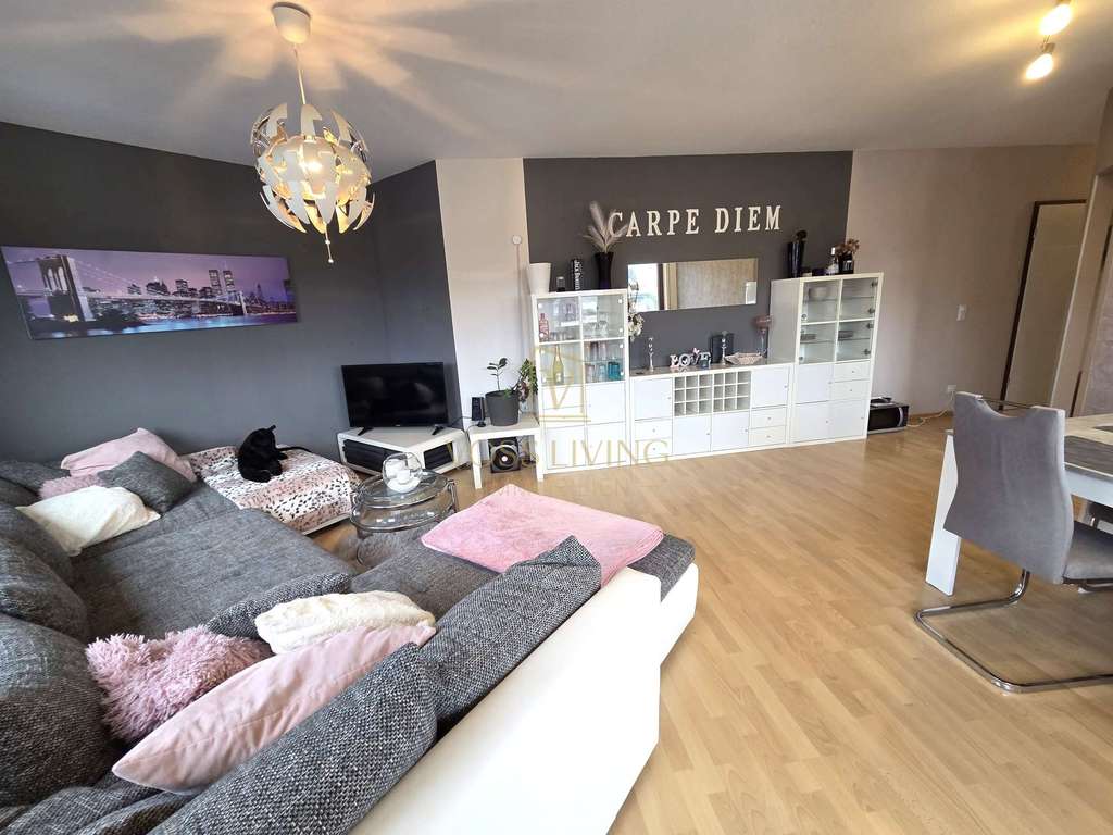 Immobilie in Gründau - Gepflegte 3 Zimmer Wohnung mit Balkon + 2 KFZ Stellplätzen + Weitblick | bezugsfrei - Bild 3