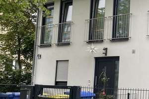 Großzügige Doppelhaushälfte in Pankow mit EBK – Die vollständige Adresse der Immobilie erhältst du vom Anbieter., 13158 Wilhelmsruh, Berlin – Vorschaubild 2