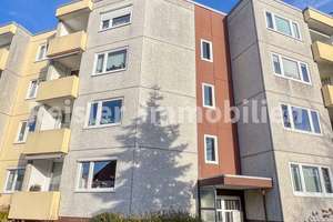 Großzügige 4-Zimmer-Wohnung in oberster Etage mit Balkon – Wohnen oder Vermieten