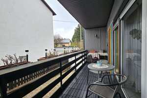 Top Zweifamilienhaus mit Balkon und Garten – Neunkirchen (Kreis) – Vorschaubild 9