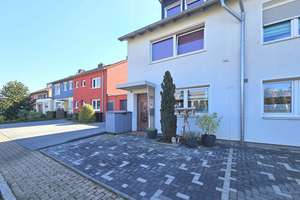 Attraktive ETW mit großer Dachterrasse und eigenem Hauseingang in Bochum-Weitmar – Die vollständige Adresse der Immobilie erhältst du vom Anbieter., 44795 Weitmar-Mitte, Bochum – Vorschaubild 3