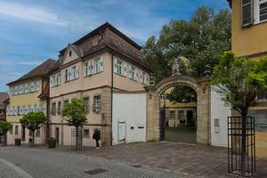 Vielfältig nutzbare Wohnung mit zusätzlicher Fläche im Dachstudio – Die vollständige Adresse der Immobilie erhältst du vom Anbieter., 72622 Nürtingen – Vorschaubild 6