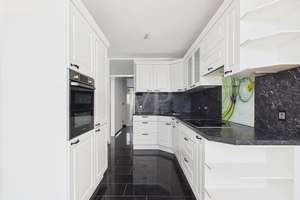 Große 3 ZKB Terrassenwohnung in exklusiver Park- u. Wellness-Wohnanlage – Die vollständige Adresse der Immobilie erhältst du vom Anbieter., 85049 Friedrichshofen-Hollerstauden, Ingolstadt – Vorschaubild 7