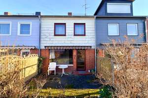 Reihenmittelhaus mit sonnigem Garten und Ausbaupotenzial im Dachgeschoss auf Erbpacht – Die vollständige Adresse der Immobilie erhältst du vom Anbieter., 23627 Groß Grönau – Vorschaubild 4