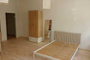 Möbliertes Apartment in zentraler Lage in Nürnberg – Nürnberg – Vorschaubild 2