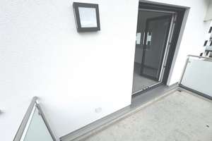 ERSTBEZUG! Ruhige und sonnige 3-Zimmer-Dachgeschoss-Wohnung mit Balkon erwartet Sie! – Lavendelweg 8, 85551 Kirchheim bei München – Vorschaubild 9