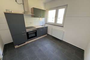 Für Sie - eine Küche dazu - 3 Zi.-Whng. mit Balkon - Duisburg Rheinhausen – Lortzingstraße 20, 47226 Rheinhausen-Mitte, Duisburg – Vorschaubild 2