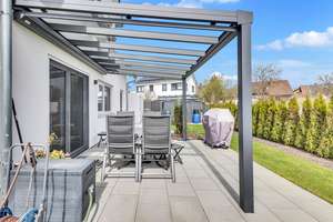 Wohntraum mit Stil und Energieeffizienz!
Neuwertiges KfW-55-Einfamilienhaus mit moderner Ausstattun – Die vollständige Adresse der Immobilie erhältst du vom Anbieter., 92421 Schwandorf – Vorschaubild 17
