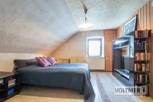 POTENZIAL - Einfamilienhaus mit zwei Garagen, einer Dachterrasse und kleinem Garten in Schiffweiler! – Die vollständige Adresse der Immobilie erhältst du vom Anbieter., 66578 Schiffweiler – Vorschaubild 10