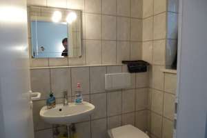 Helle, moderne Doppelhaushälfte , Balkon, Garten, und Garage – Die vollständige Adresse der Immobilie erhältst du vom Anbieter., 85107 Baar-Ebenhausen – Vorschaubild 5