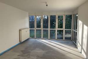 Einzugsbereit: Großzügige 3-Zimmer-Terrassenwohnung mit Gäste-WC und Estrichboden – Pahlblöckensstieg 1, 22143 Rahlstedt, Hamburg – Vorschaubild 2
