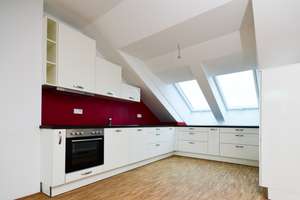 Luxuriöse 4-Zimmer-Maisonette-Wohnung mit Einbauküche und mehreren Balkonen in Dresdner Neustadt – Louisenstraße 31, 1099 Äußere Neustadt, Dresden – Vorschaubild 2
