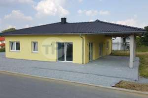 WALMDACHBUNGALOW MIT GARAGE UND CARPORT IN TRAUMHAFTER SIEDLUNGSRANDLAGE – Die vollständige Adresse der Immobilie erhältst du vom Anbieter., 94474 Vilshofen an der Donau – Vorschaubild 5