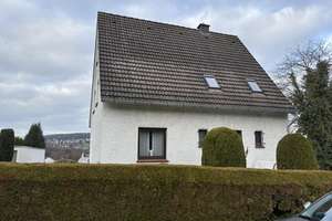 Charmantes Einfamilienhaus mit großem Garten und Fernblick in Vlotho – Die vollständige Adresse der Immobilie erhältst du vom Anbieter., 32602 Vlotho – Vorschaubild 5
