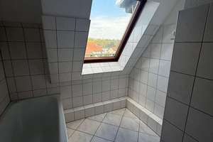 Wohnen über den Dächern: Charmante 3-Zimmer-DG-Wohnung mit Balkon – Die vollständige Adresse der Immobilie erhältst du vom Anbieter., 4178 Böhlitz-Ehrenberg, Leipzig – Vorschaubild 10