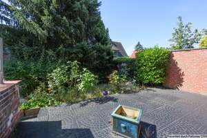 Charmantes Endreihenhaus in massiver Bauweise mit Vollkeller, Garage und ausgebautem Spitzboden – 22523 Eidelstedt, Hamburg – Vorschaubild 7