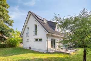 Freistehendes Einfamilienhaus mit großzügigem Garten für entspanntes Familienleben – Die vollständige Adresse der Immobilie erhältst du vom Anbieter., 40468 Stockum, Düsseldorf – Vorschaubild 28